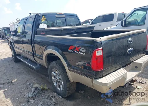2010 Ford F-250 King Ranch z USA, uszkodzony, nr VIN 1FTSW2BR8AEB12497